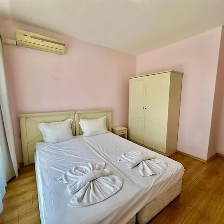 Large 2-bedroom With Living By Menada Sunny Beach