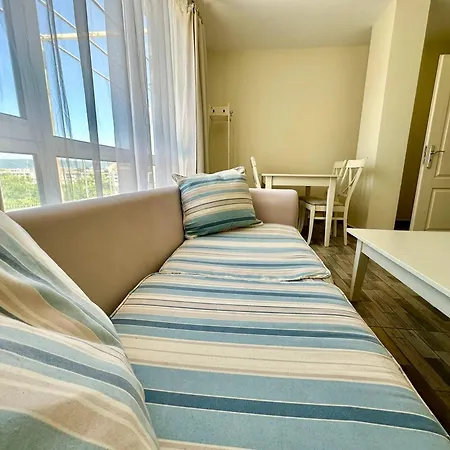 Apartment Large 2-bedroom With Living By Menada